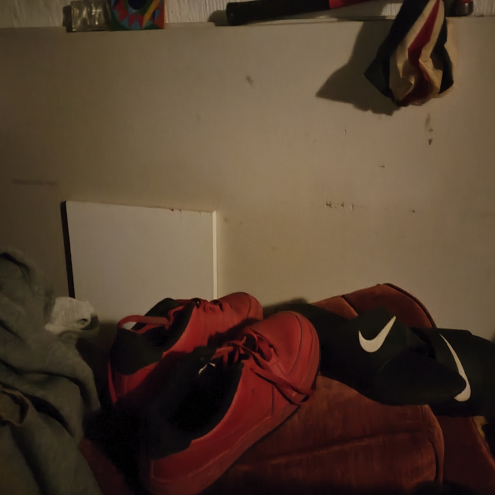 Men's Red Athletic Shoes